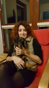 Emmi se svou majitelkou jsou spolu nejlepší kamarádky.