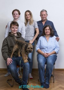 Orco Ostrý lovec (Mário) se svou rodinou.